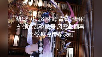 主播【玺玺玺】，壹個300塊的花海加微信，極品女神，杏眼含情