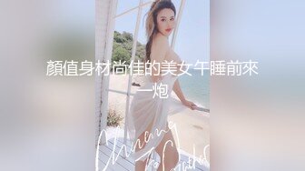 大学女厕全景偷拍20位小姐姐嘘嘘各种美鲍轮番上场 (17)