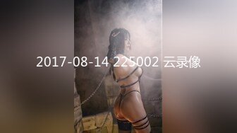 〖大开眼界⚡女神绝活展示〗飞流直下三千尺 咕噜咕噜一大瓶牛奶就灌进去了 网红小姐姐大尺度表演，真不可思议