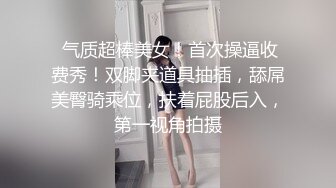 面对镜头貌似表情还有点不自然 贵在真实