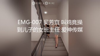  一线天00后美少女，外表甜美清纯，美乳嫩穴姐妹花，骑乘位轮流操