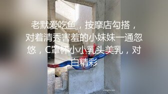   爆乳黑丝高跟诱惑，全程露脸敞开双腿道具玩弄骚穴浪叫呻吟，掰开骚逼给狼友看交大鸡巴