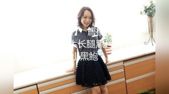 大学女厕全景偷拍多位漂亮学妹的各种美鲍鱼 蓝色花裙子