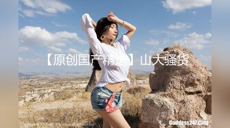 名门夜宴CD系列偷拍大师商场偷拍几个性感短裙美女  等奶茶的高颜值美女透明蕾丝窄内黑森林特写