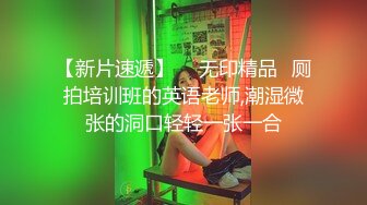  诱人的极品黑丝少妇全程露脸跟大哥啪啪大秀直播刺激狼友，交大鸡巴的样子好骚