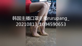 超嫩的三个姐妹花 脱光光一起撅着屁股等你后入 个个极品炮架~无敌嫩鲍~啪啪