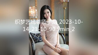 商场女厕蹲守珠宝店的黑丝高跟美女3肥美的黑鲍鱼 (1)