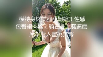  小李寻欢酒店约操骚熟女，掏出奶子吸吮狂揉穴，先给屌刮毛再操，双腿肩上扛大力输出